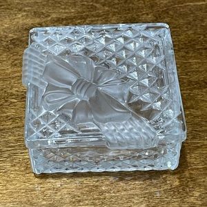 Home Beautiful original design crystal trinket box